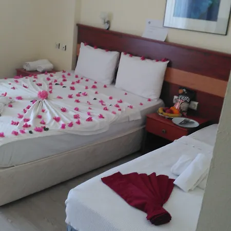 Hotel First Class Didim