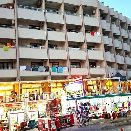 First Class Didim מלון 4*