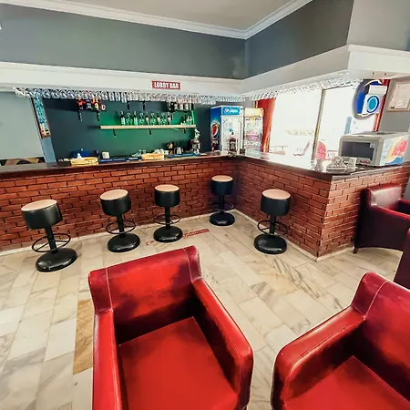 First Class Didim מלון 4*