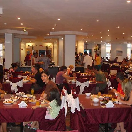 First Class Didim מלון 4*