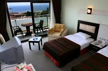 Hotel First Class Didim 4*